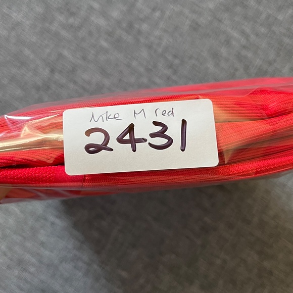 Nike Dry Fit Performance Golf Henley Shirt - Men's Size M - Red - Picture 9 of 9